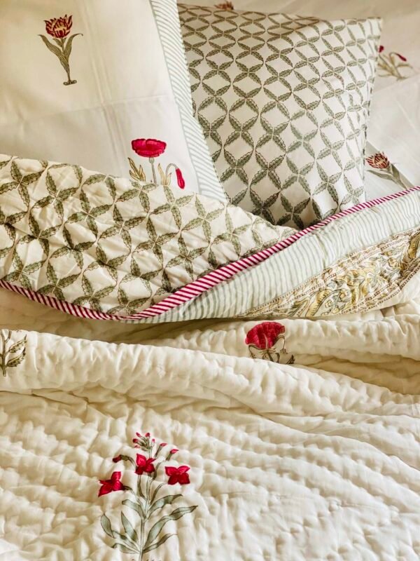 RANGREZ - BED SHEET AND QUILT SET