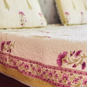 MEHER- Quilted bed sheet set