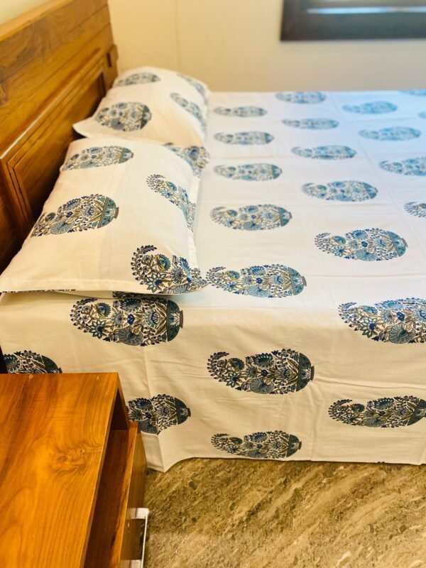 PANAH- Affordable bed sheet set - Image 2