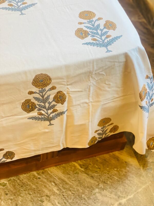 PANAH- Affordable bed sheet set - Image 2