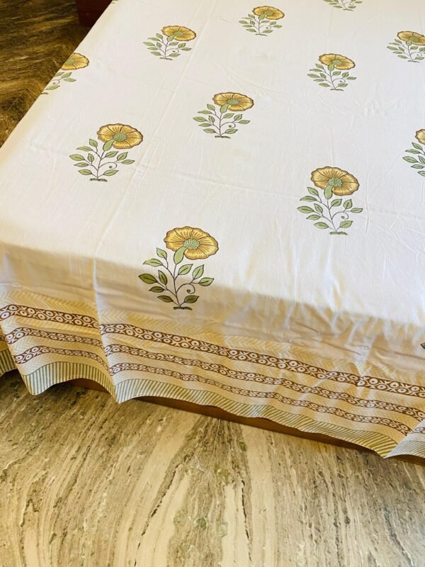 PANAH- Affordable bed sheet set - Image 2
