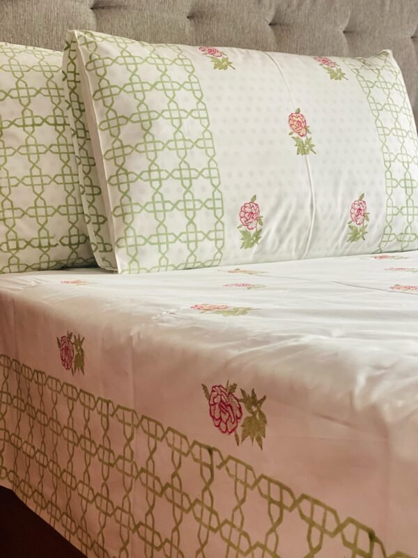 BLUSHFIELD - Block printed bed sheet set