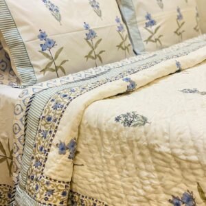 HIRA- Bed sheet and Quilt set