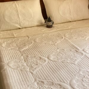 MOTHI GUL- Quilted bed sheet set
