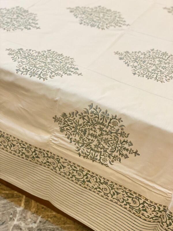 PASHMEENA KHWAB- Block printed bed sheet set - Image 2