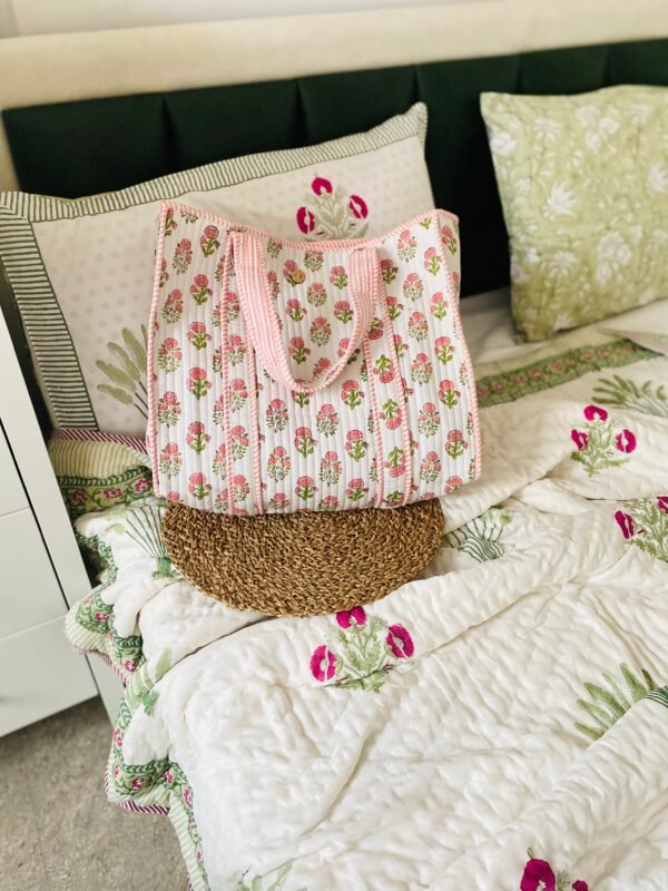 GIRAH- Quilted tote bag