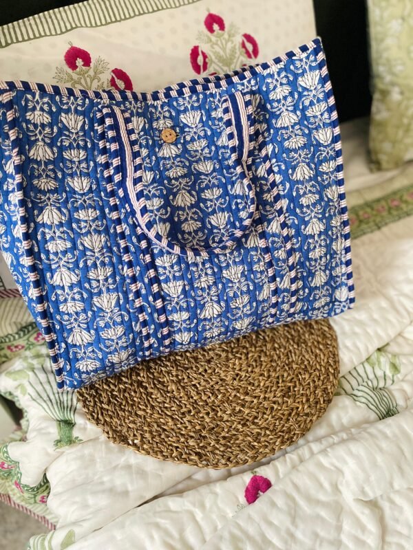 GIRAH- Quilted tote bag