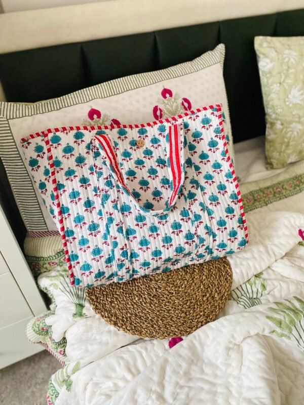 GIRAH- Quilted tote bag