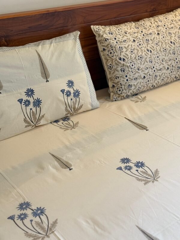 BLUE OUD - Block printed bed sheet set - Image 3