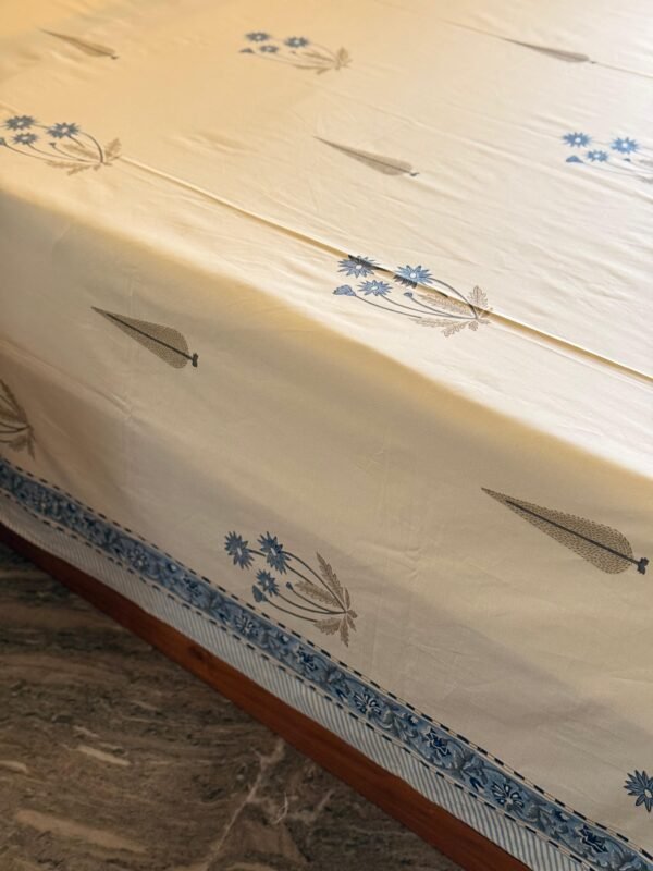 BLUE OUD - Block printed bed sheet set