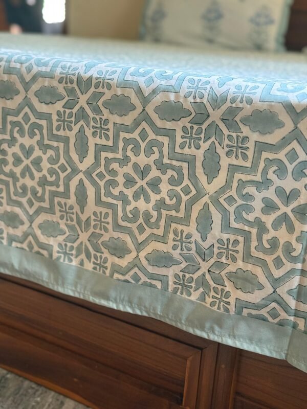 AZURE BLOOM - Block printed bed sheet set - Image 3