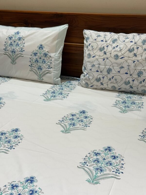 NEELKAMAL - Block printed bed sheet set