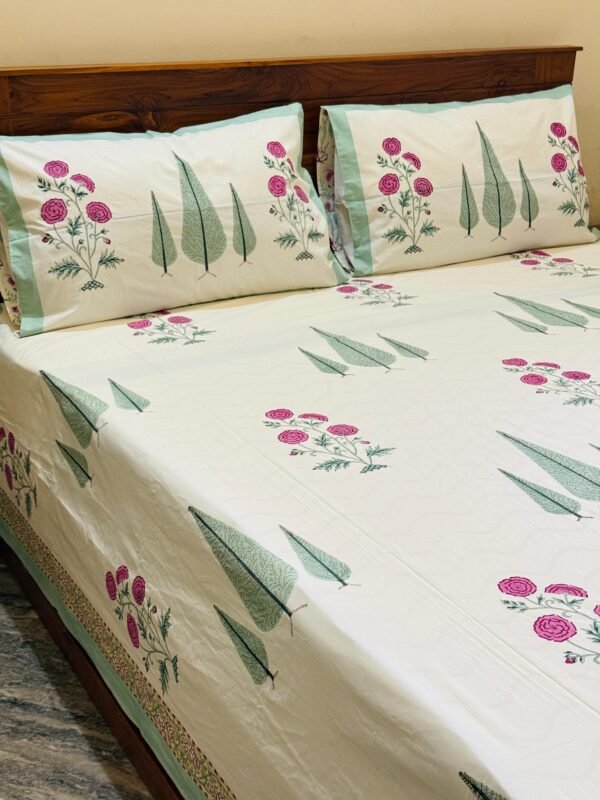 ROSE BREEZE - Block printed bed sheet set - Image 2
