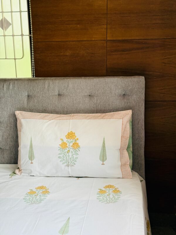Block printed bed sheet set
