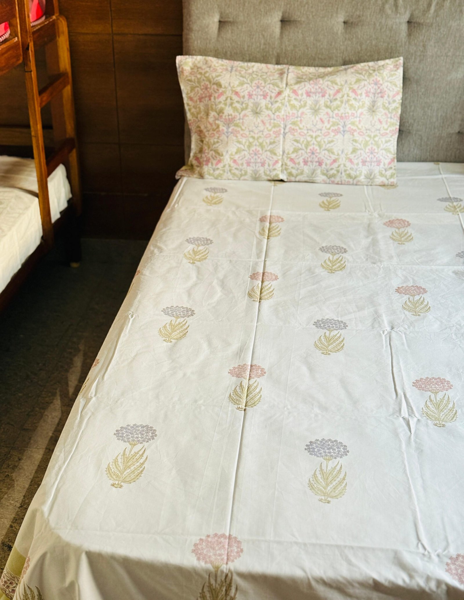 GULBADAN - Block printed bed sheet set - Image 3