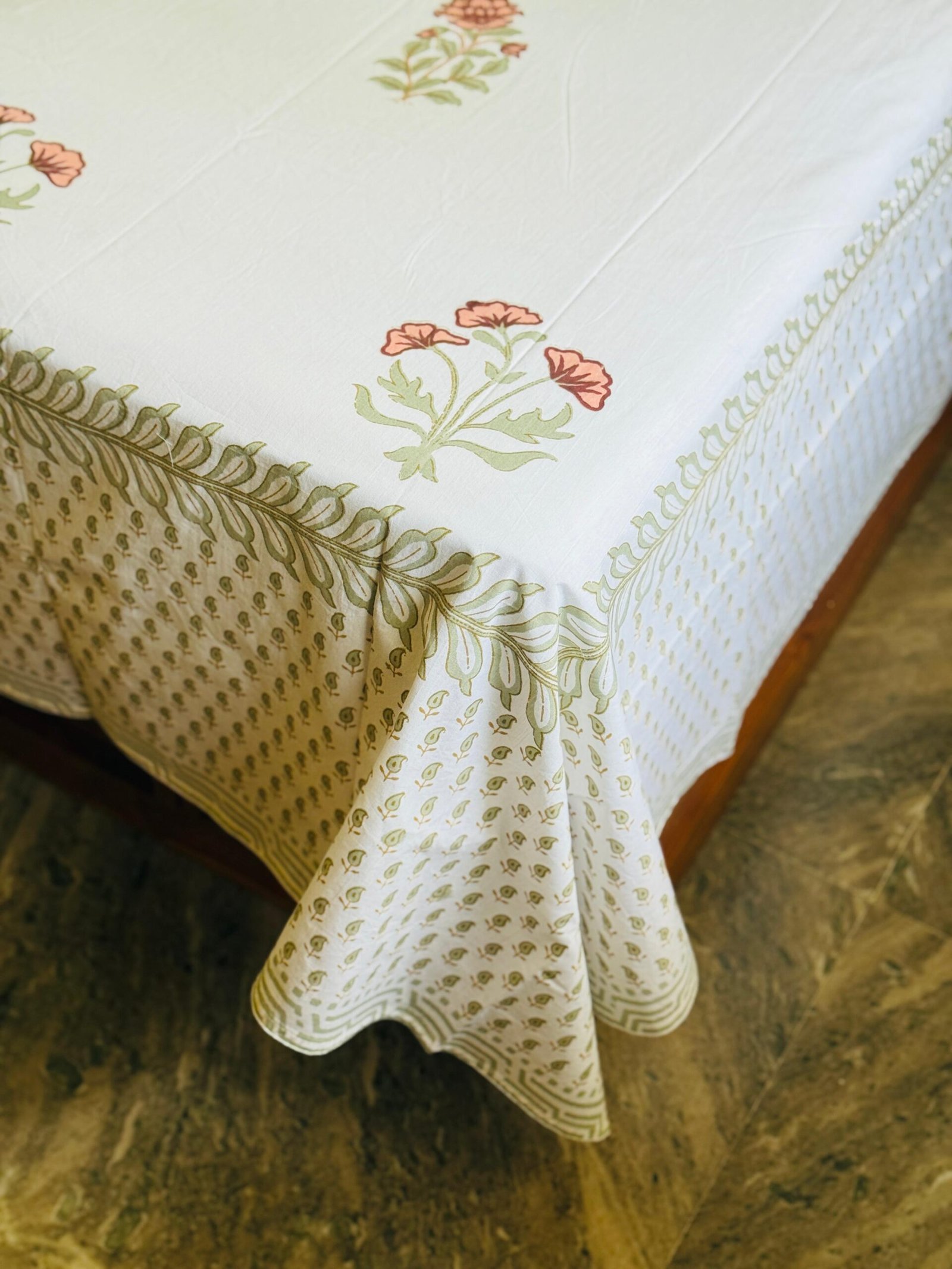 - Affordable bed sheet set - Image 4