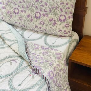 LAVENDER - Bed sheet and Quilt set